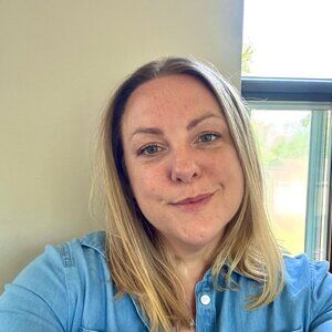 Meet your Posher, Elyse